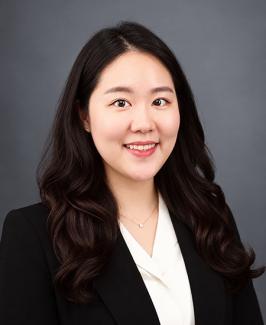 Rebekah Hong Headshot